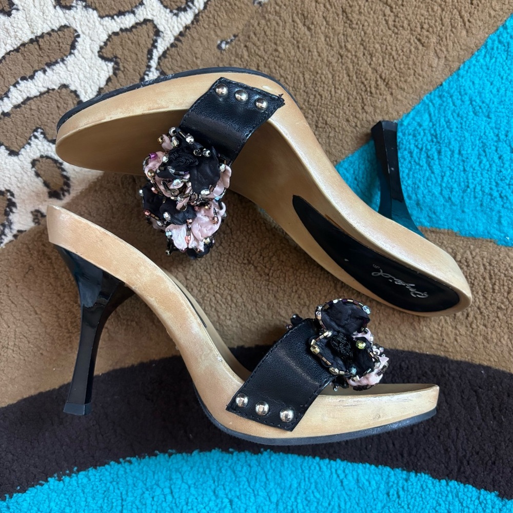 Qupid Black Heels with Pink Floral Embellishments - Picture 3 of 6